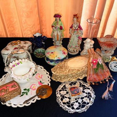 Wonderland Trinkets 