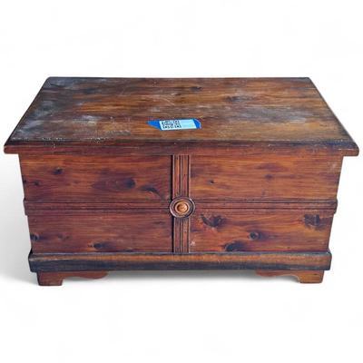 Pine Storage Chest w/ Decorative Molding