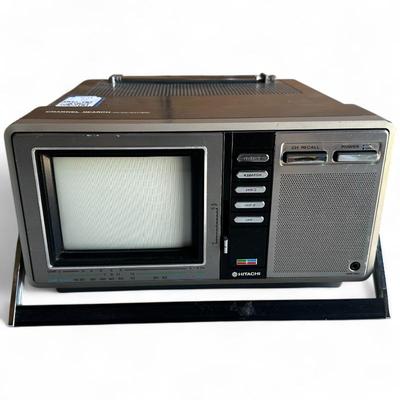 Hitachi CK-200 Portable Solid State Color TV (1984)