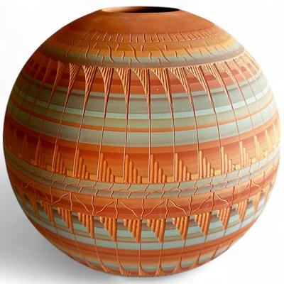 Dennison Billy Navajo Etched Pottery Vase