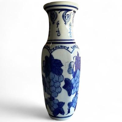 Chinese Blue & White Porcelain Vase