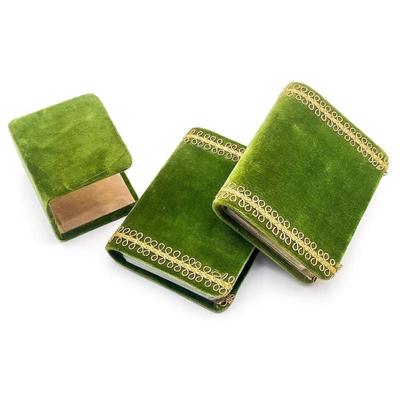 Vintage Green Velvet Card Tuck Case with Two Decks