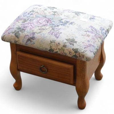 Sale Photo Thumbnail #71: Thomas Pacconi Classics Foot Stool