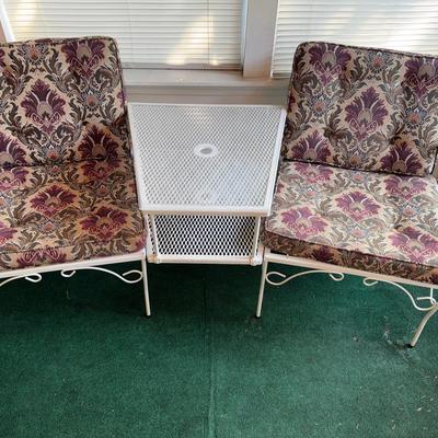 Vintage Double Lounge Chair And Table 