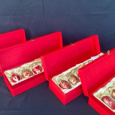 Red & Gold Ornaments 
