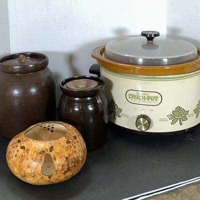 3qt Rival Crock Pot And Vintage Jugs