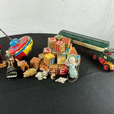 Assortment Of Vintage Toys
