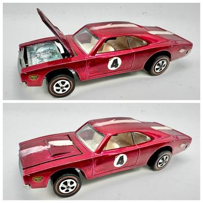 HOT WHEELS 1968 Custom Dodge Charger Mattel Red Line 