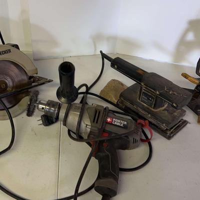 Black + Decker 2 Hp Circular Saw, Porter Cable 7 Amp Drill, Sander And Shop Light 