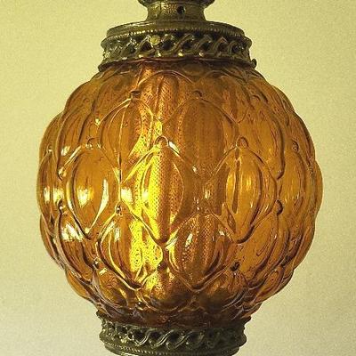 Amber Swag Lamp (LR)