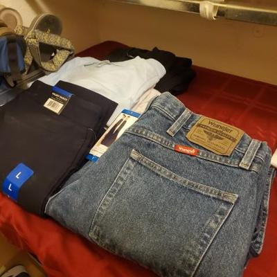 Sale Photo Thumbnail #145