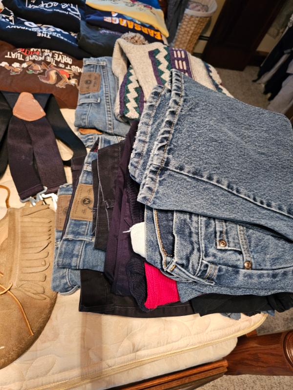 Sale Photo Thumbnail #383