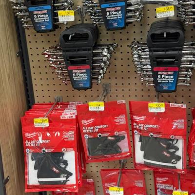 Sale Photo Thumbnail #156