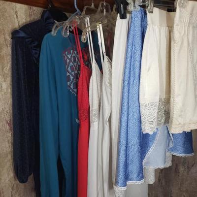 Sale Photo Thumbnail #561
