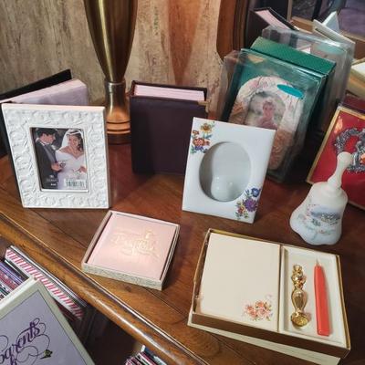 Sale Photo Thumbnail #568