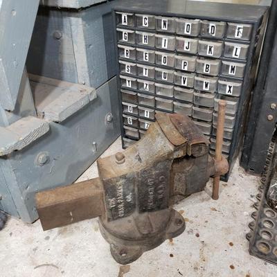 Sale Photo Thumbnail #919