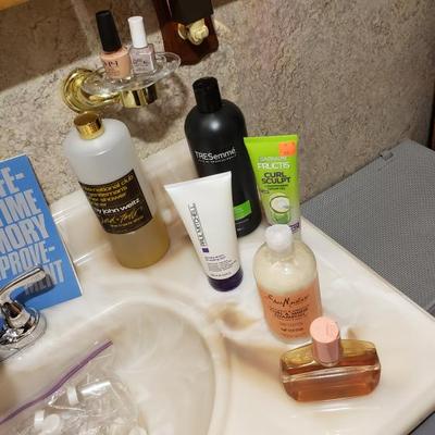 Sale Photo Thumbnail #526
