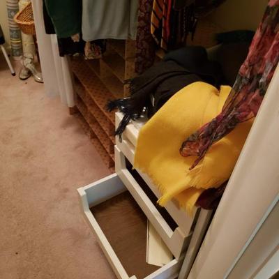 Sale Photo Thumbnail #181