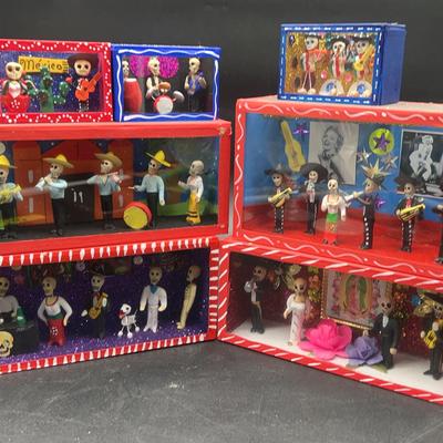 AY159E Handcrafted Mexican Folk Art Diorama