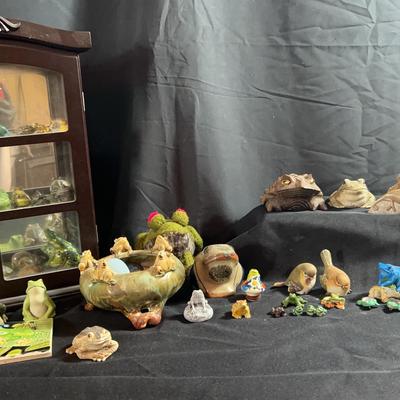 AY309E Frog Collection And More