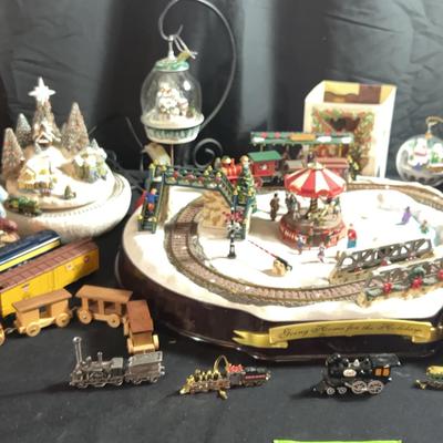 AY307E Christmas Trains 