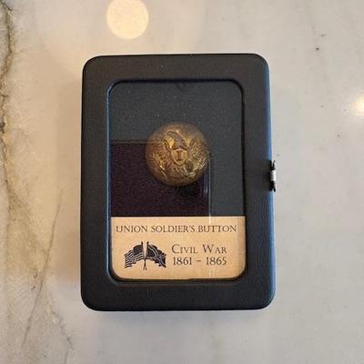 1800s soldiers button with cert
