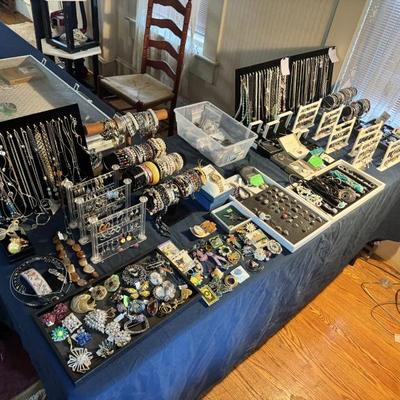 Sterling Silver Jewlery (Gold will be present at the time of the sale) 