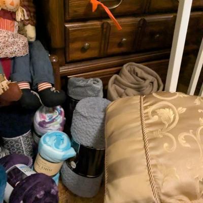 Sale Photo Thumbnail #184