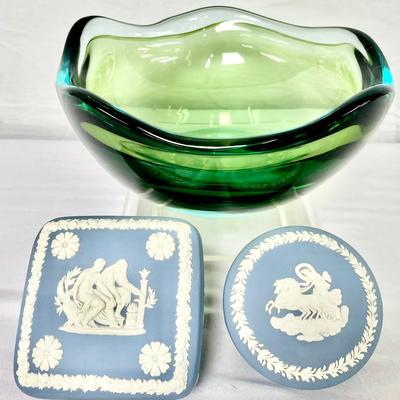 Wedgwood Trinket Containers & Hand Blown Glass Dish