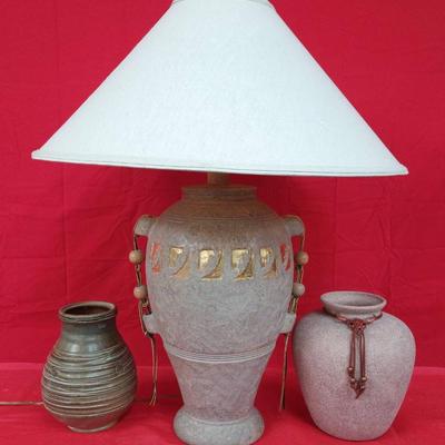 Ceramic Vase Table Lamp W/ Pair Of Southwest Style Pottery Vases