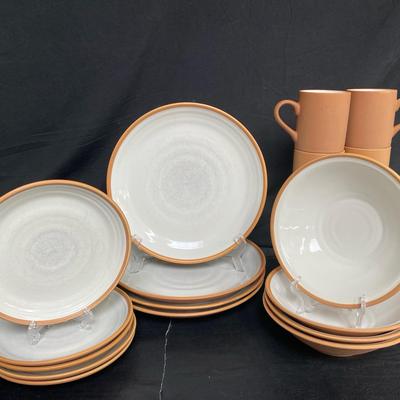 International Tableworks Stoneware Set