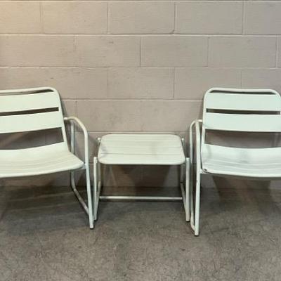 Matte White Patio Metal Chairs W/ Side Table 