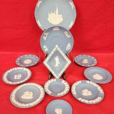 11pc Wedgwood Cream/Lavender Jasperware Dish Set