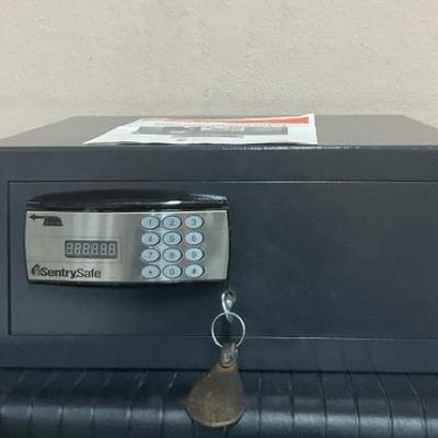 Sentry Residential/Hotel Security Safe 
