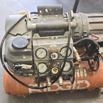 #2178 • Ridgid 5 in 1 Air Compressor
