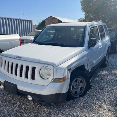 #565 • 2014 Jeep Patriot
