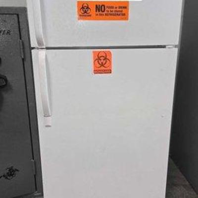 #2192 • Fridgidaire Fridge
