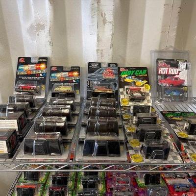 Sale Photo Thumbnail #362: #4030 • NEW!!! (23) Die Cast Cars
