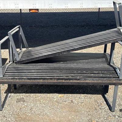 #91008 • 5 Scalloped 60” Wooden Benches
