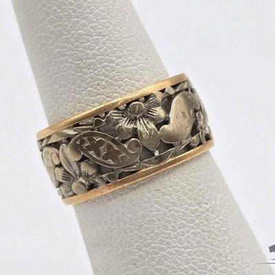 #702 • 14k Gold Floral Band, 5.7g
