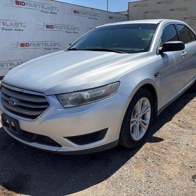 #450 • 2016 Ford Taurus

