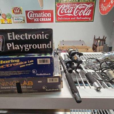#2080 • Electronic Playground, Electronics Lab & More
