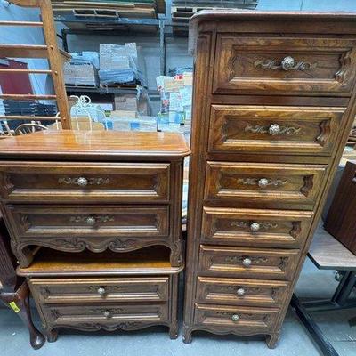 #2400 • (2) Table Ends and (1) Dresser Set
