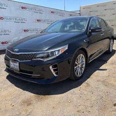 #490 • 2016 Kia Optima
