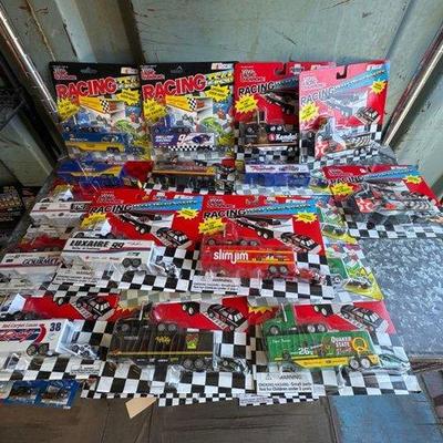 Sale Photo Thumbnail #347: #3546 • NEW!!! Racing Champions Team Transporter Collection
