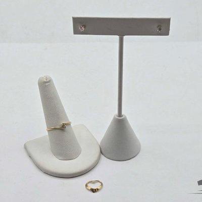 #724 • 14k Gold and Diamond Ring, White Gold Diamond Earrings & Gold Heart, 1.9g
