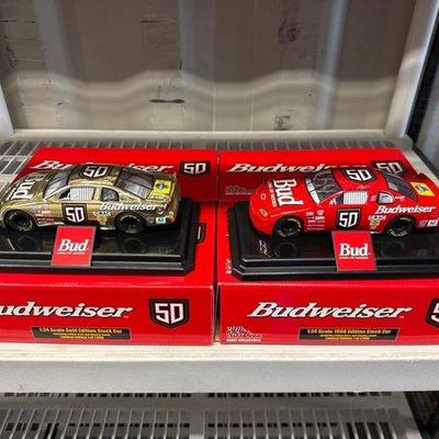 Sale Photo Thumbnail #374: #4051 • NEW!!! (4) 1:24 Scale Racing Champion Die Cast Cars

