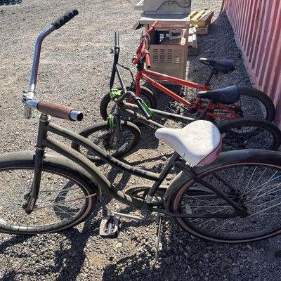 #84002 • (3) Bicycles
