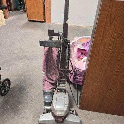 #2152 • Kirby G5 Vaccum Cleaner
