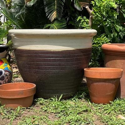 Ceramic & Terracotta Planters